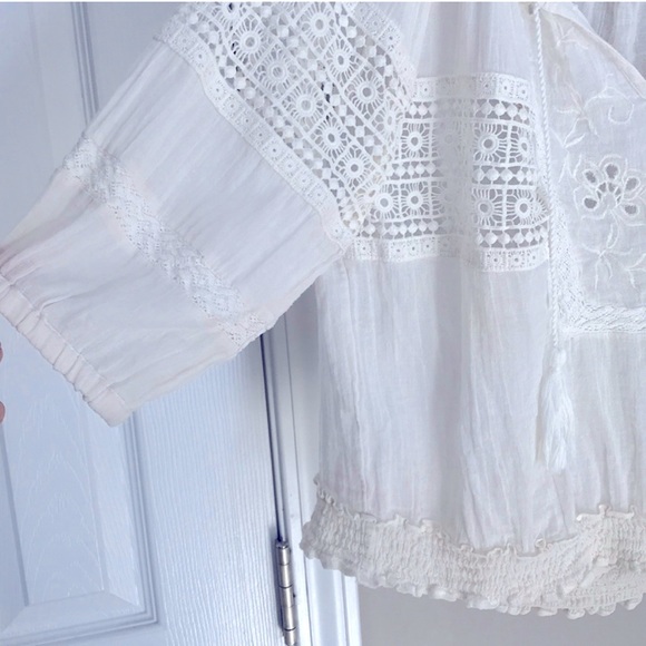 Abercrombie & Fitch🌷Boho, peasant top. - Picture 6 of 6